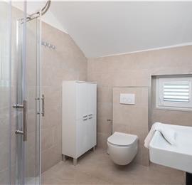 4 Bedroom Villa with Pool near Milna, Brac Island Sleeps 8 